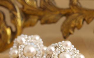 Čo dať na perlovú svadbu - vzácne darčeky k výročiu Darček k 30. výročiu svadby pre rodičov